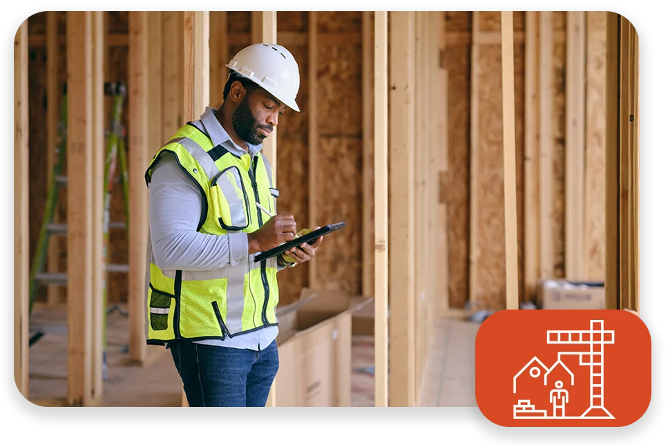 CPQ-foto-met-twee-patronen-drie-modules2 Een kantoor met koele verlichting en zakelijke collega's die aan een tafel zitten tijdens een vergadering.